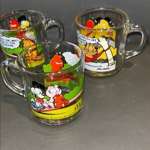 Vintage lot of 3 Garfield Comic Glasses Mugs